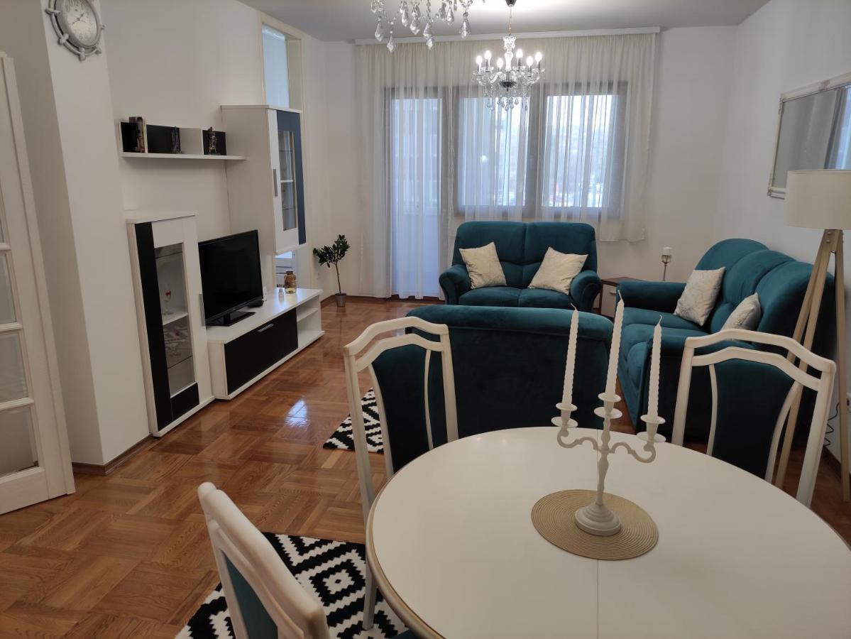 Apartment Dajak Centar 바냐루카 외부 사진
